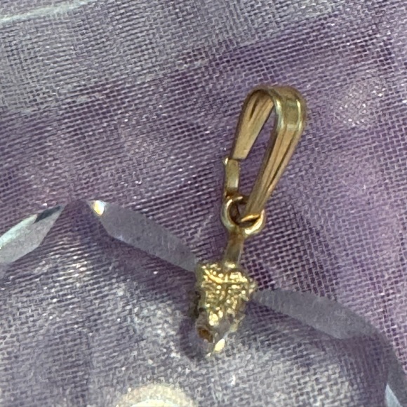 Swarovski crystal heart pendant w/ 14K gold bails - Picture 5 of 6